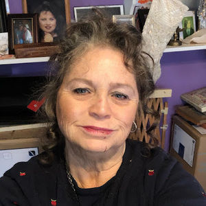 Meet your Posher, Dennie